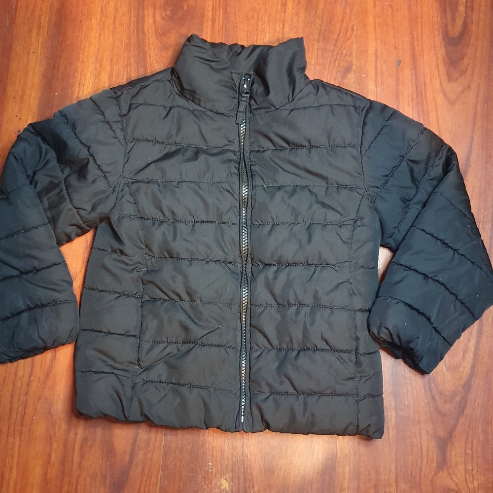 Childrens place girls black puffer sz 4